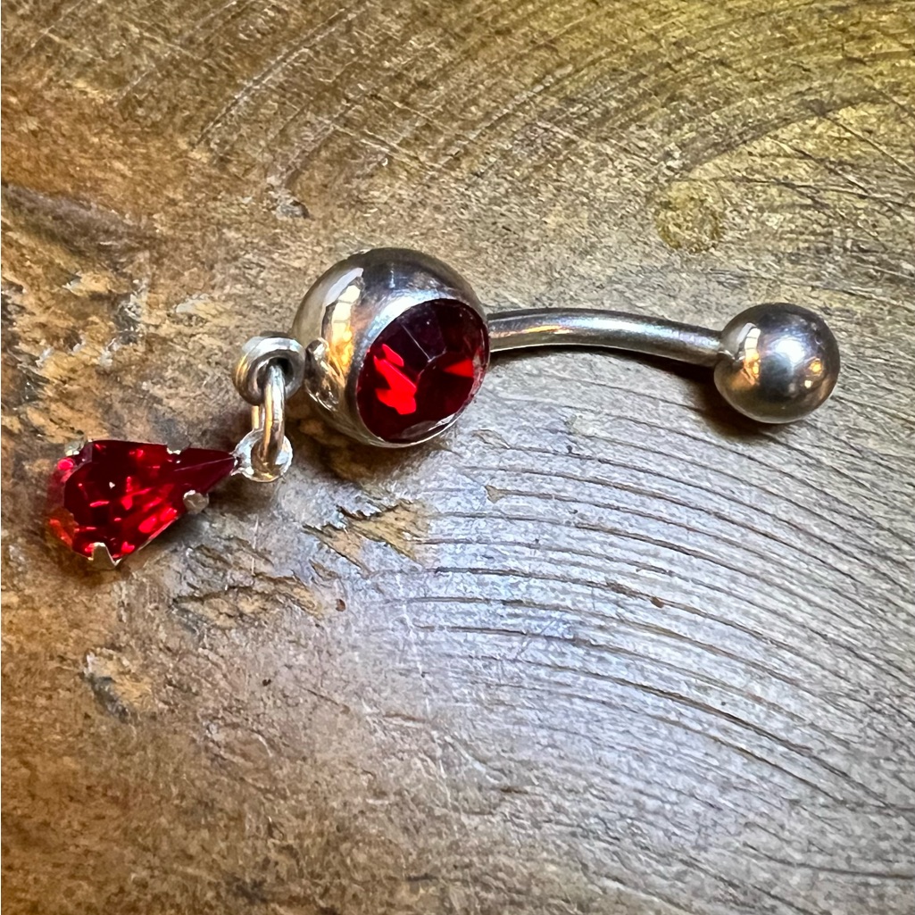 Red Belly Ring